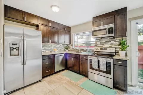 5865 Reo Ter #E, San Diego, CA 92139