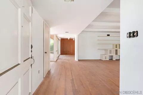 2821 Glenbrook Way, La Jolla, CA 92037 photo 5