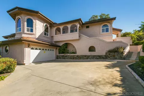 9505 Meadow Mesa Dr, Escondido, CA 92026 photo 4
