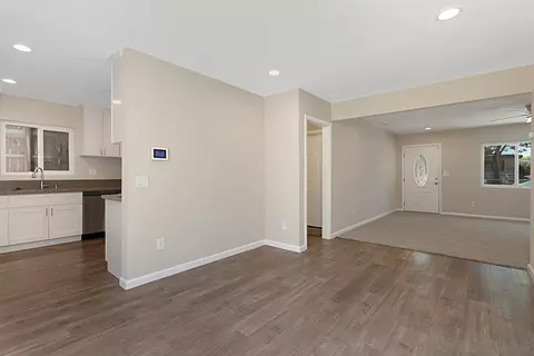 702 N Grape St, Escondido, CA 92025 photo 8