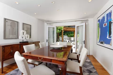 8685 Cliffridge Ave, La Jolla, CA 92037 photo 11