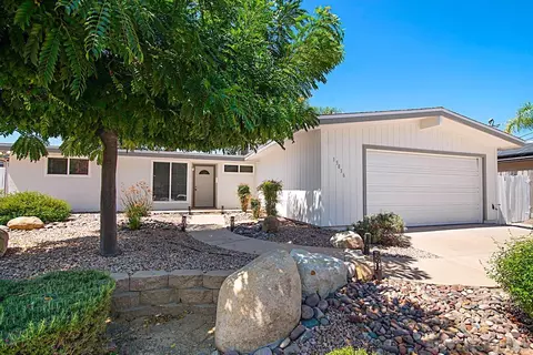 13836 Powers, Poway, CA 92064 photo 4