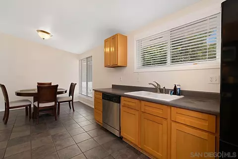 13836 Powers, Poway, CA 92064 photo 19