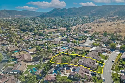 23576 Green Glen Rd, Ramona, CA 92065 photo 8