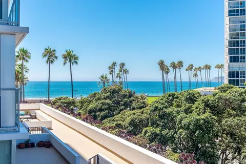 1810 Avenida Del Mundo #205, Coronado, CA 92118