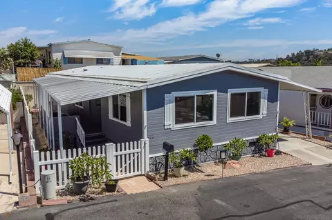 304 Picnic View Ln, Oceanside, CA 92056 photo 2