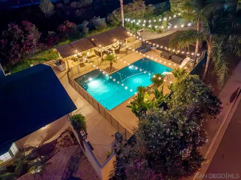 10040 Medina Dr, Santee, CA 92071 photo 2