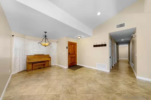 10040 Medina Dr, Santee, CA 92071 photo 15