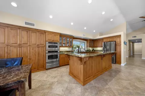 10040 Medina Dr, Santee, CA 92071 photo 10