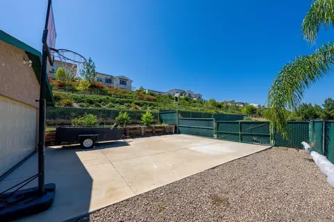 10040 Medina Dr, Santee, CA 92071 photo 48