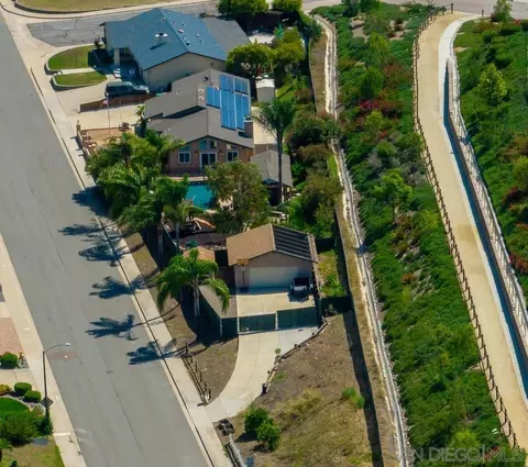 10040 Medina Dr, Santee, CA 92071 photo 52