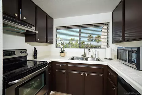 7740 Saranac Pl #25, La Mesa, CA 91942 photo 8