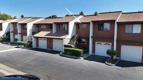 7740 Saranac Pl #25, La Mesa, CA 91942 photo 3