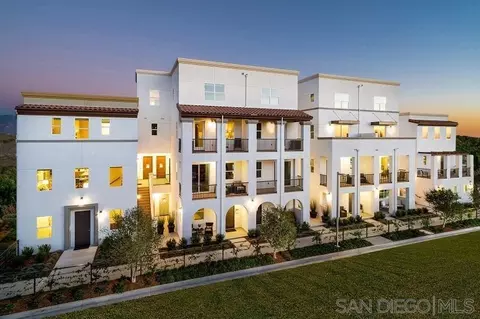 2034 Luzon Ln #6, Chula Vista, CA 91915