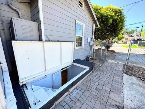 211 E 13th Ave, Escondido, CA 92025 photo 12