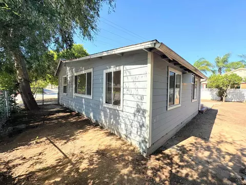 211 E 13th Ave, Escondido, CA 92025 photo 8