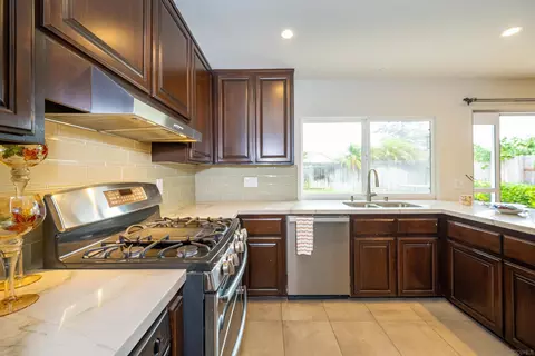 12723 Summerfield Ln, Poway, CA 92064 photo 24