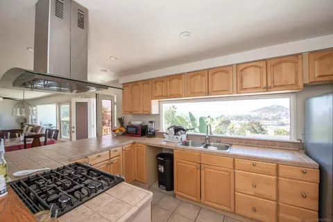 3306 San Carlos Dr, Spring Valley, CA 91978 photo 7