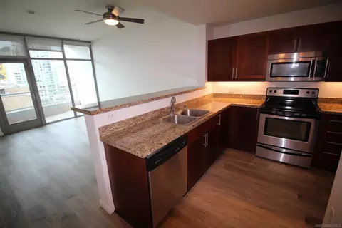 253 10th Ave #822, San Diego, CA 92101