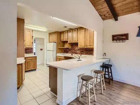 9209 Dunbarton Rd, Santee, CA 92071 photo 7