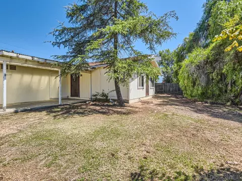9209 Dunbarton Rd, Santee, CA 92071 photo 18