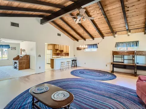 9209 Dunbarton Rd, Santee, CA 92071 photo 2