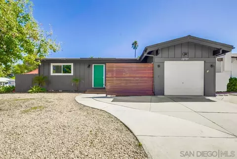 12757 Elm Park Ln, Poway, CA 92064 photo 3