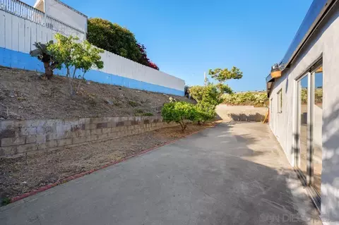 399 E Naples, Chula Vista, CA 91911 photo 27