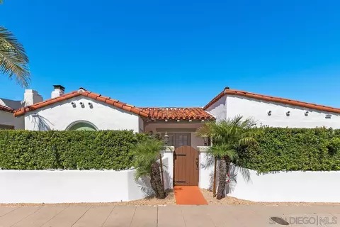 5452 Gilbert Dr, San Diego, CA 92115