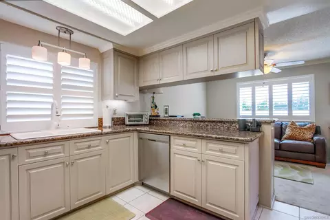 3488 N Sundown Ln, Oceanside, CA 92056 photo 16
