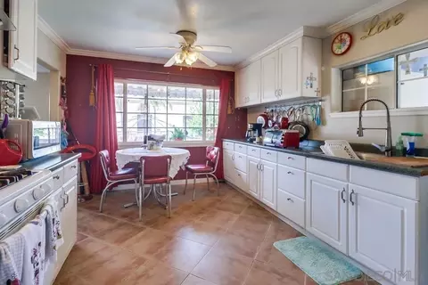 4985 Williams Ave, La Mesa, CA 91942 photo 9