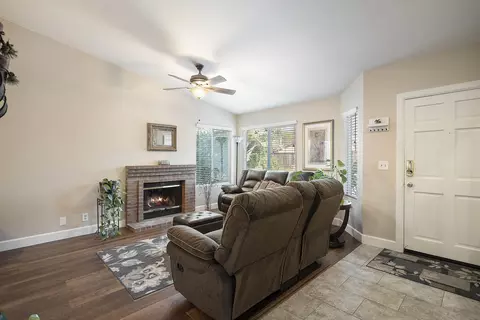 621 Boyle Ave, Escondido, CA 92027 photo 4