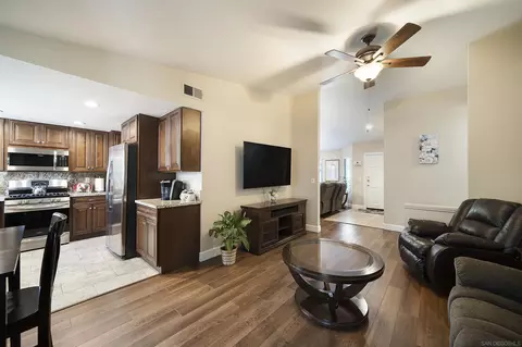621 Boyle Ave, Escondido, CA 92027 photo 11