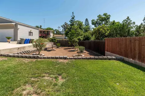8901 Bowling Green Dr, La Mesa, CA 91941 photo 38