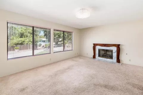 8901 Bowling Green Dr, La Mesa, CA 91941 photo 3