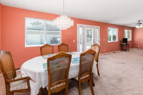8901 Bowling Green Dr, La Mesa, CA 91941 photo 10