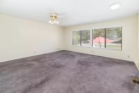 8901 Bowling Green Dr, La Mesa, CA 91941 photo 23