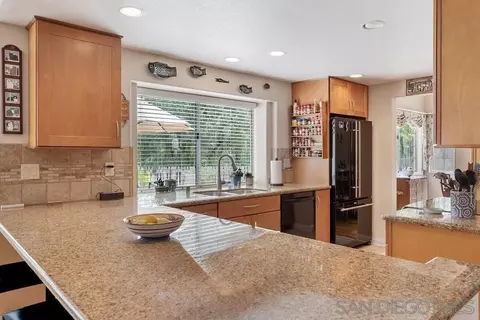 14427 Crestwood Ave, Poway, CA 92064 photo 9