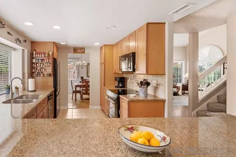 14427 Crestwood Ave, Poway, CA 92064 photo 10