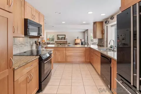 14427 Crestwood Ave, Poway, CA 92064 photo 7