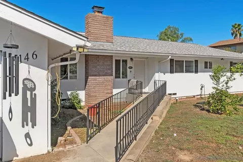 8146 Starview Dr, El Cajon, CA 92021