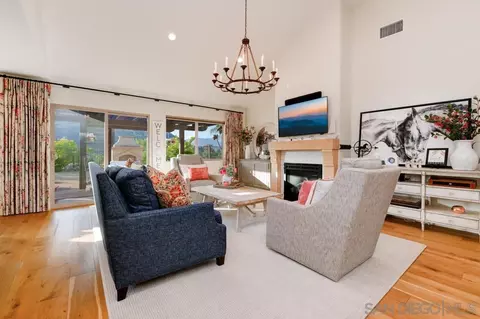9062 Summerhill Pt, Alpine, CA 91901 photo 5
