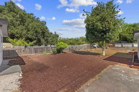 302 E College St, Fallbrook, CA 92028 photo 21