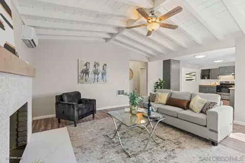 302 E College St, Fallbrook, CA 92028 photo 12