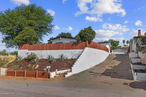 302 E College St, Fallbrook, CA 92028 photo 18