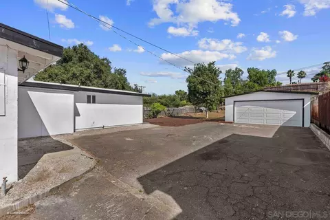 302 E College St, Fallbrook, CA 92028 photo 19
