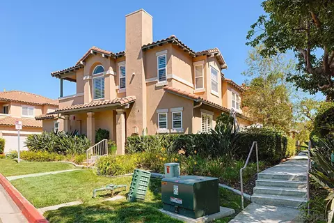 6360 Citracado Cir, Carlsbad, CA 92009 photo 3