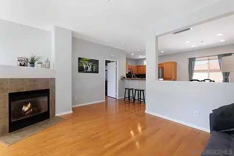 6360 Citracado Cir, Carlsbad, CA 92009 photo 8