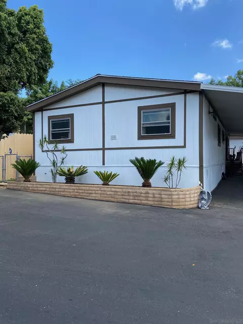 250 La Cresta Heights Rd #18, El Cajon, CA 92021