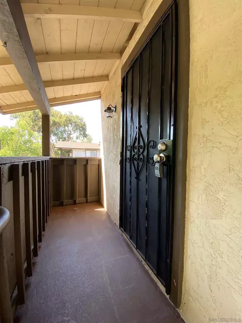 10126 Carefree Dr, Santee, CA 92071 photo 3